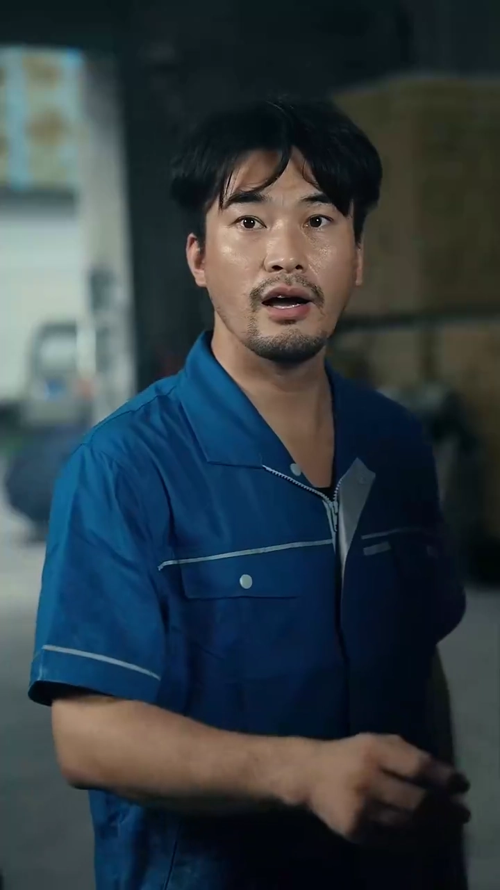 Rebirth: 黙示録を逆戻りさせる写真