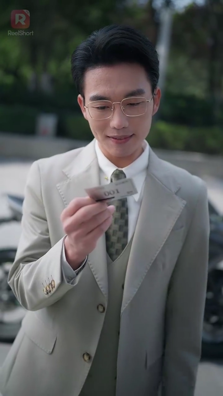 雲の上の裏切り： 正妻の復讐航路写真