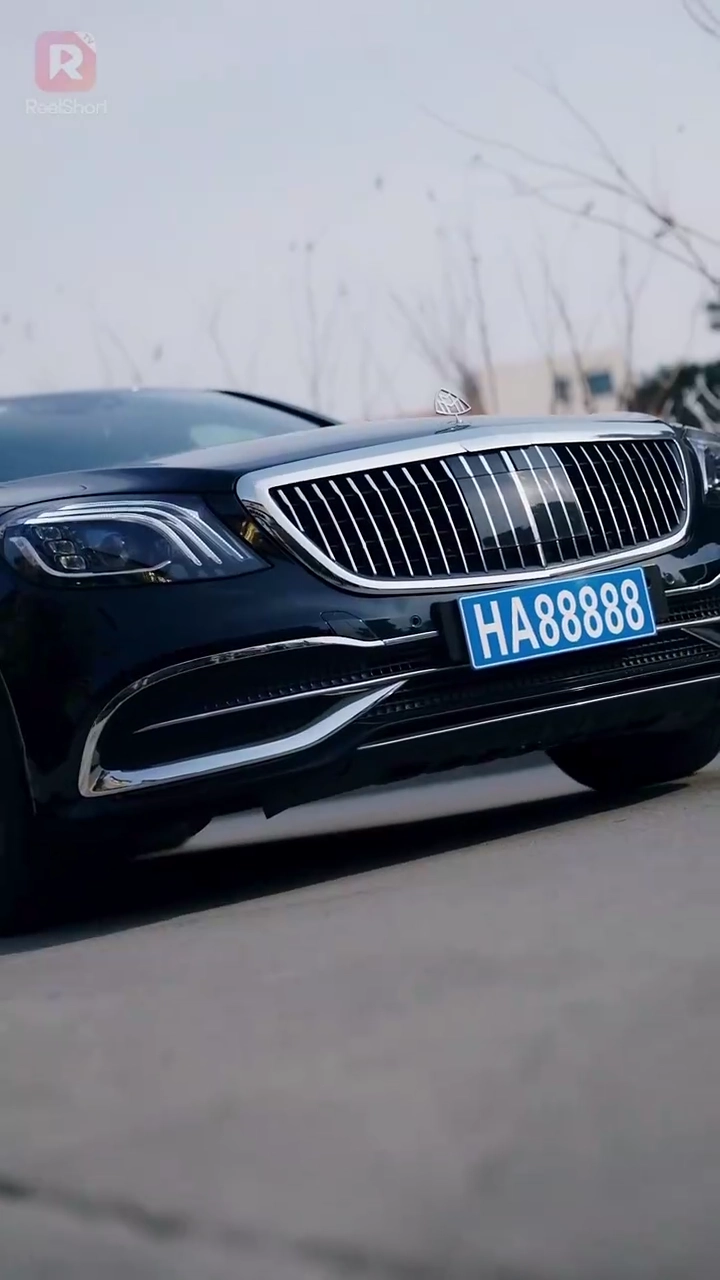 総裁と子を捨てた彼女写真