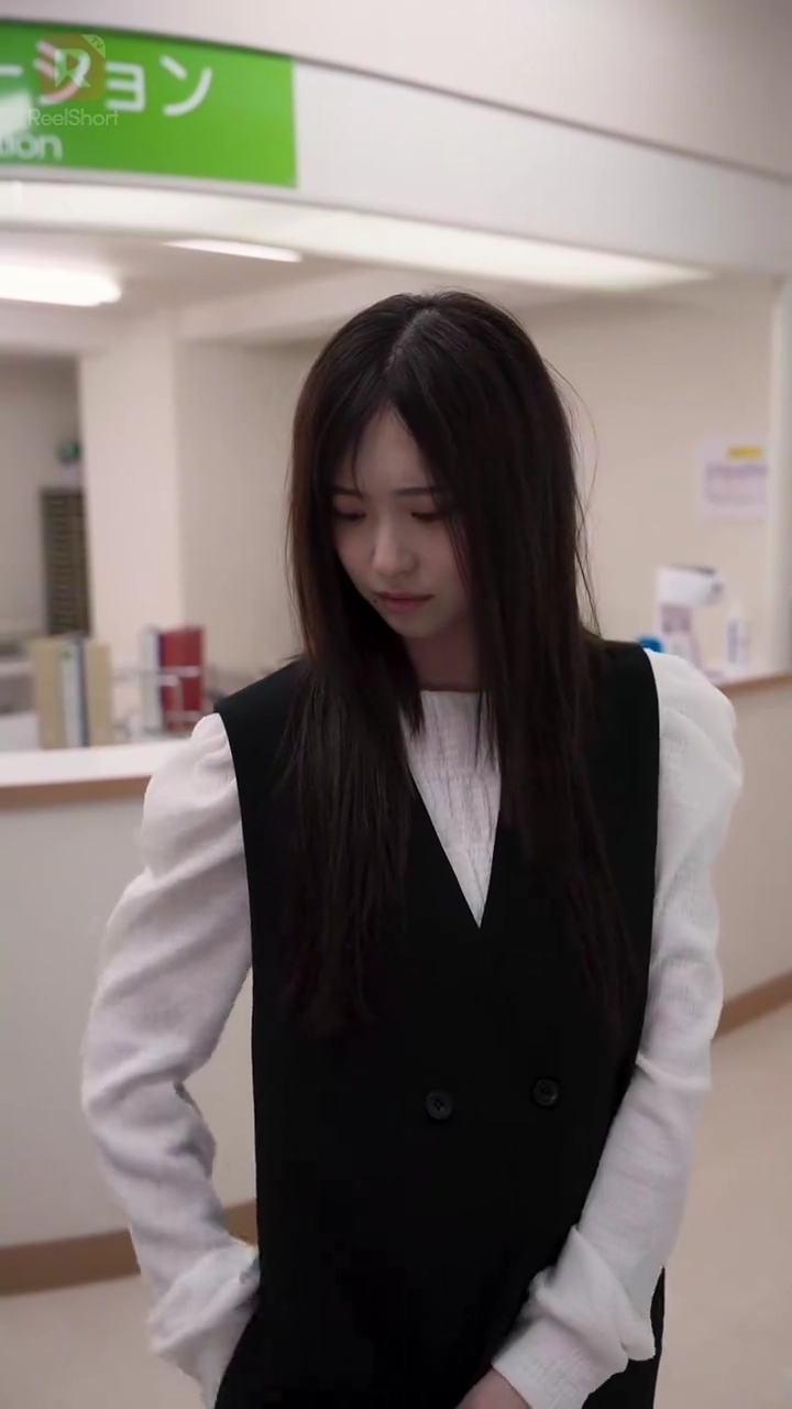 泥沼に咲いた、欲望の花写真