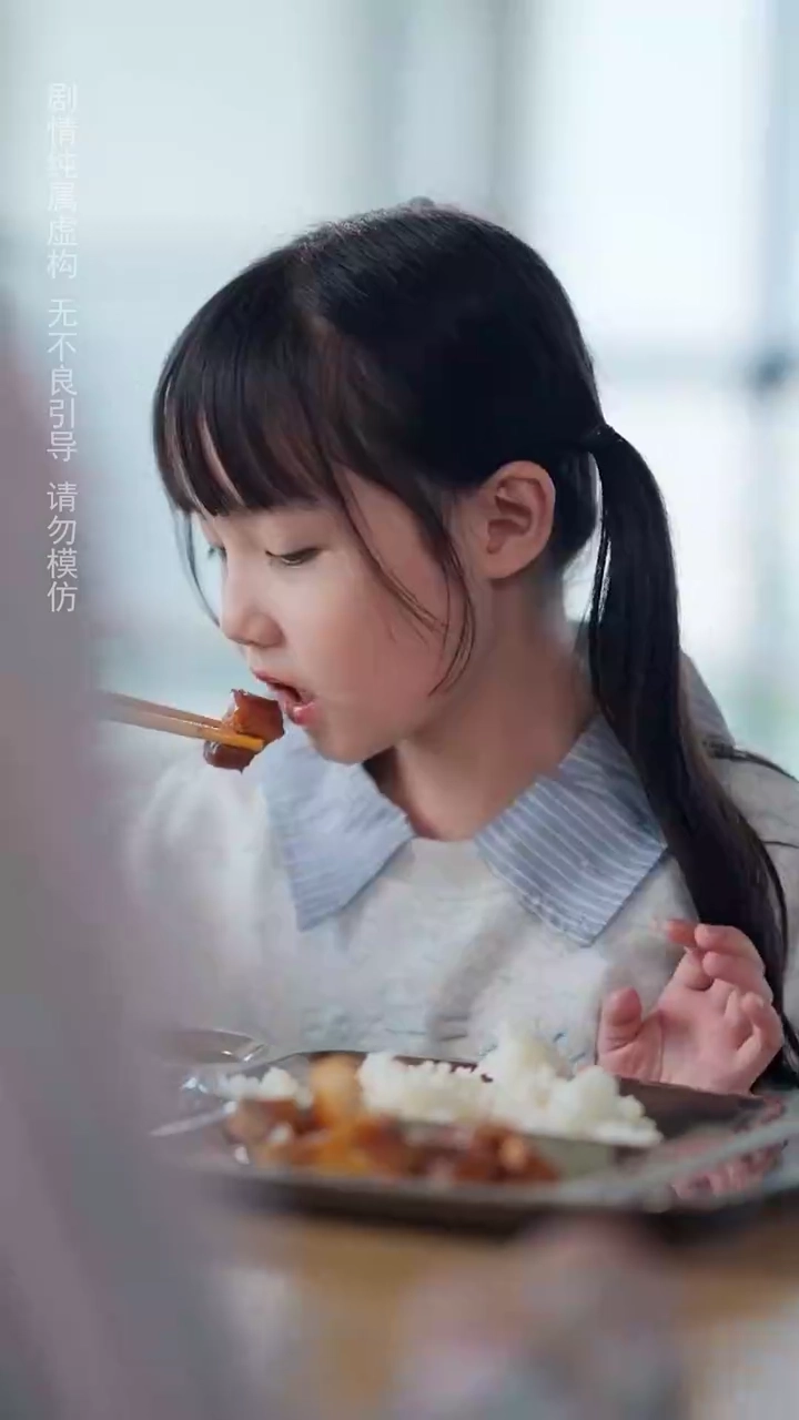 「欲張り」少女の母救い写真