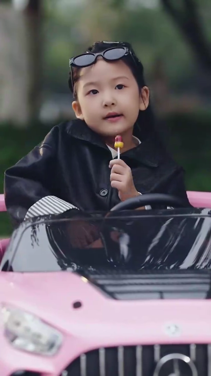 入札会の裏の小支配人写真