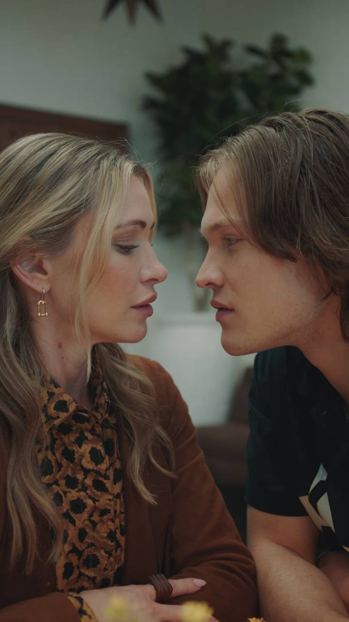 The Billionaire Sex Addict and His Therapist Cast