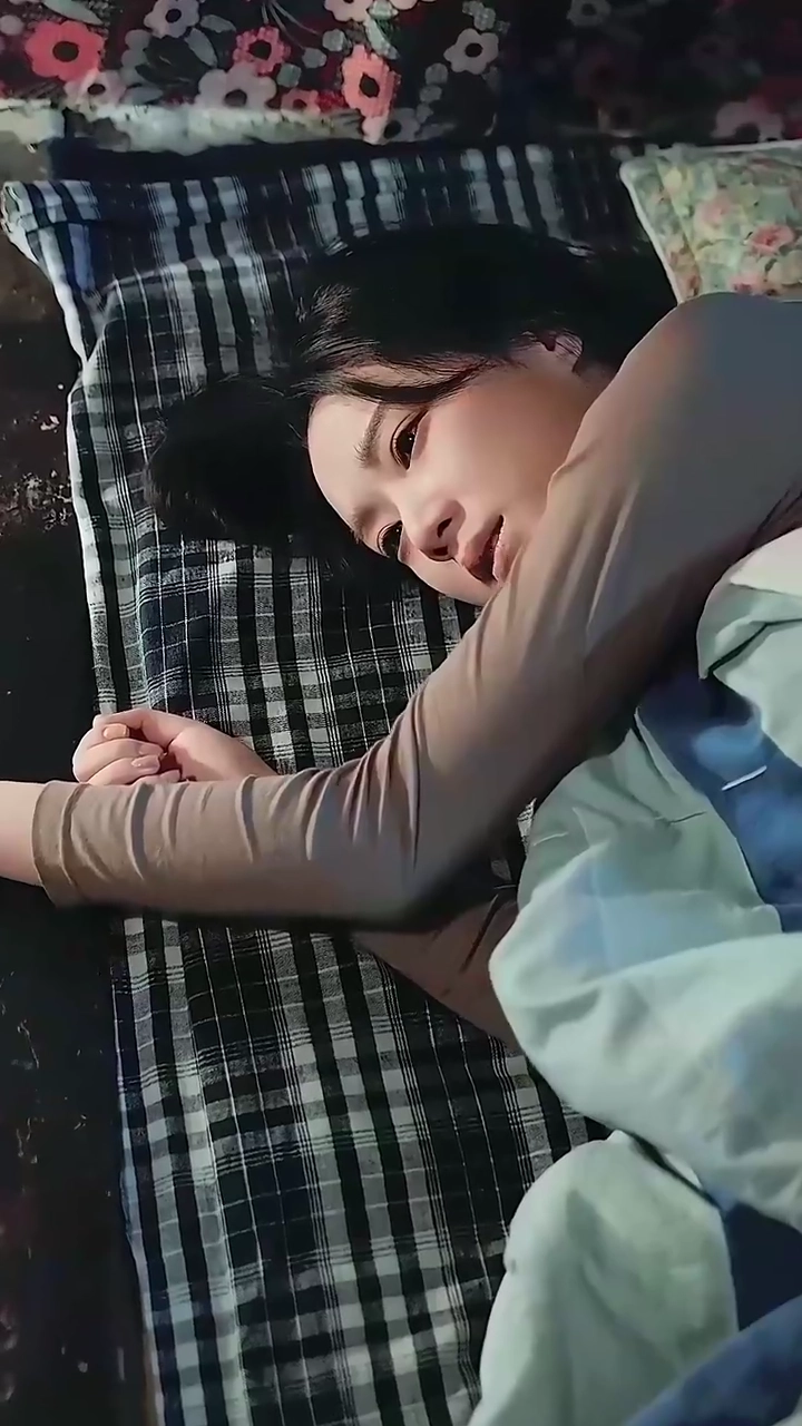 วิญญาณที่ยังรอ ความรักที่ตายแล้วถึงรู้รูปภาพ