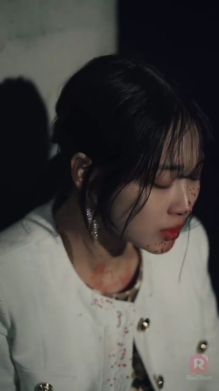 運命に抗う恋人たち〜愛と復讐の物語写真