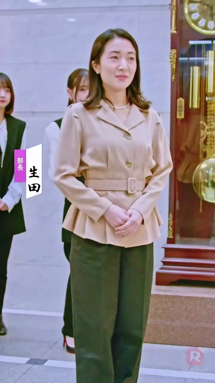 いじめられっ子は社長夫人？写真