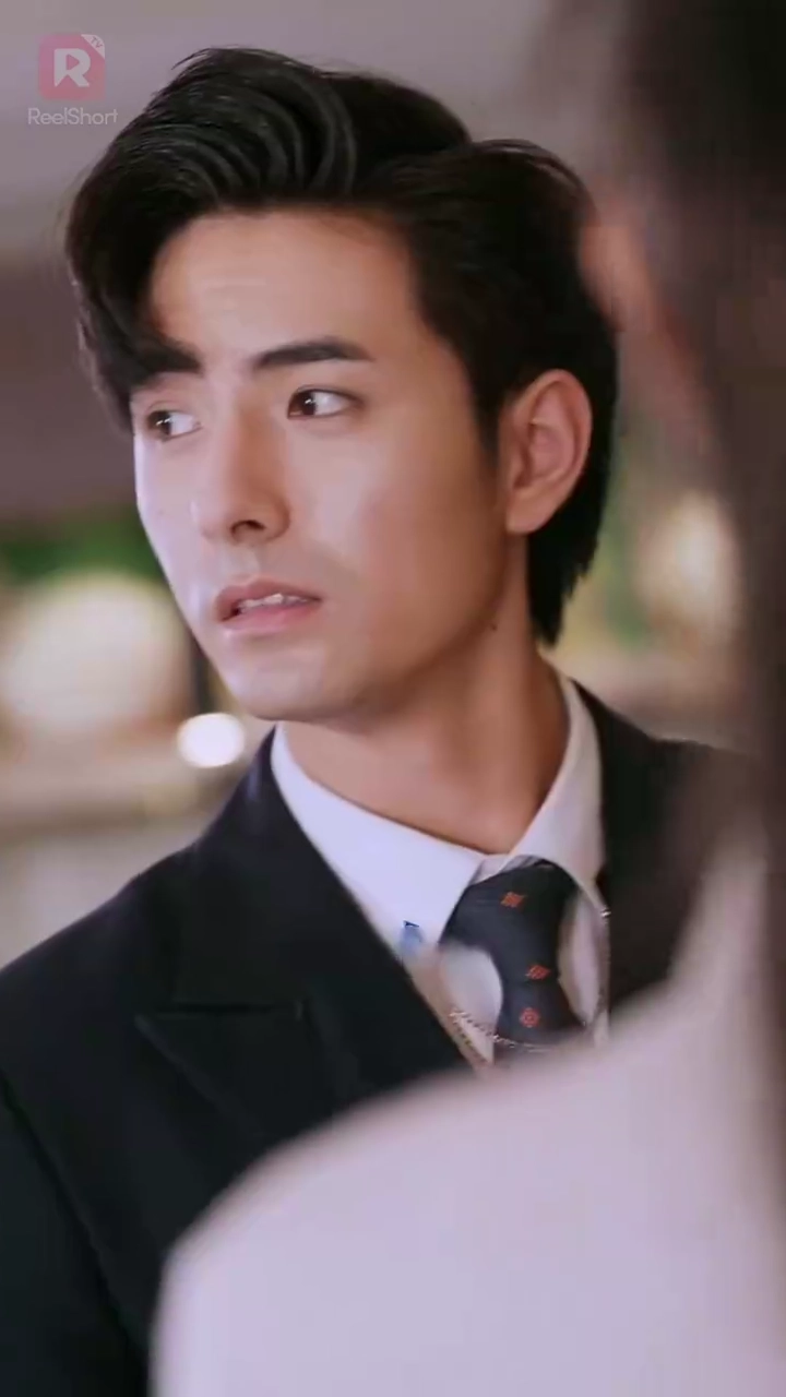 可愛い子が来た！パパは大金持ち写真