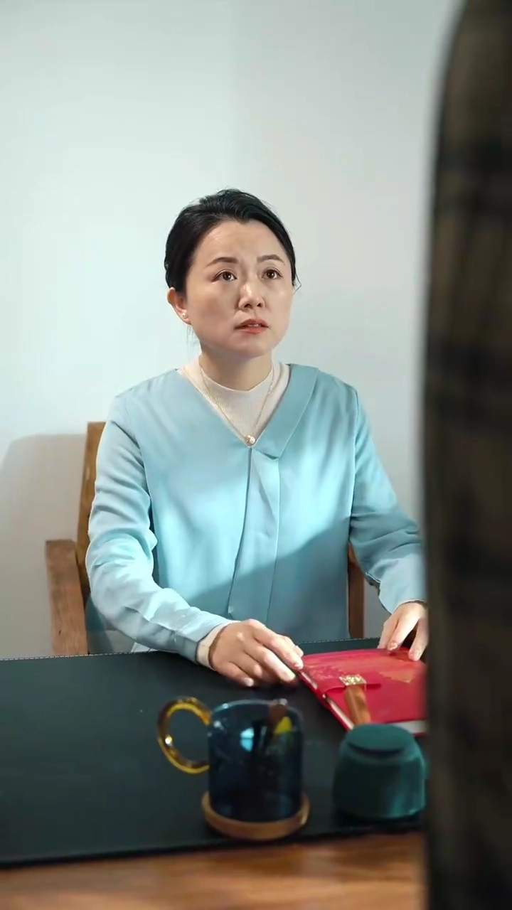 グラフにおける父性の愛の再来写真