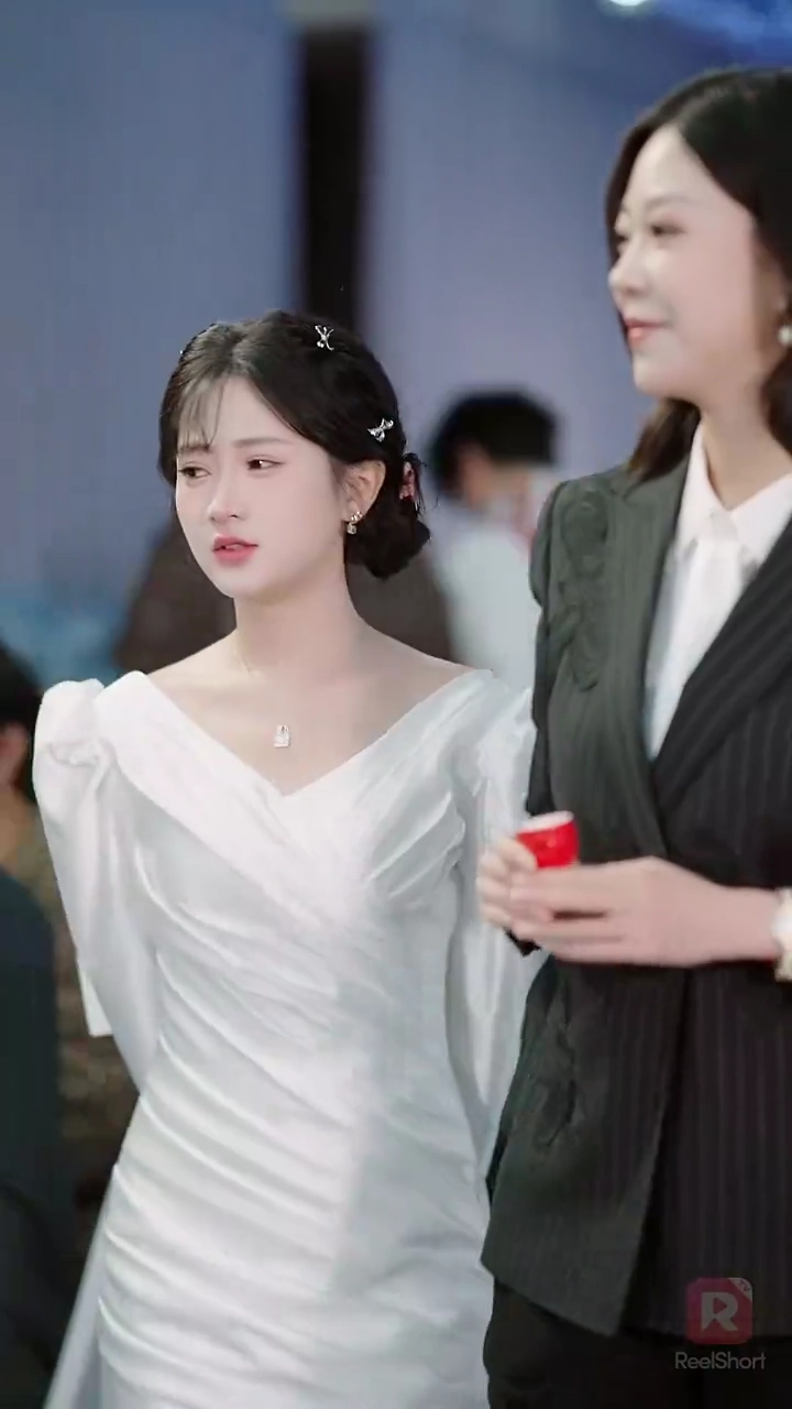 間違えた結婚相手は、 運命の人だと写真