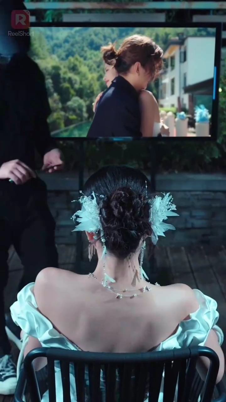 欲望の檻から逃れて写真