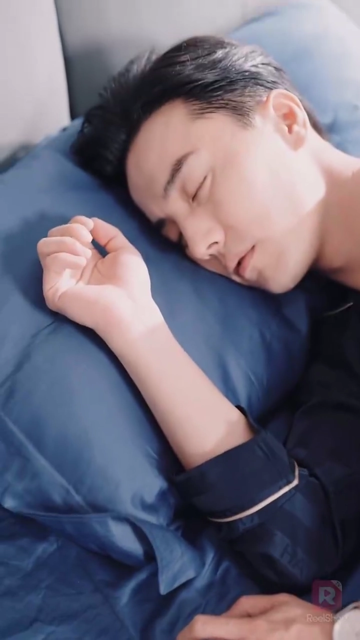 消えた妻の秘密、CEOと三つ子の再会写真