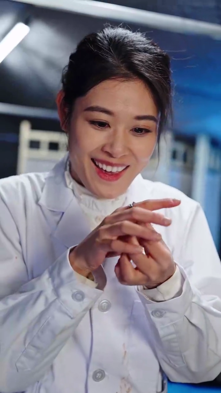 偽りの継承者と失われた記憶写真