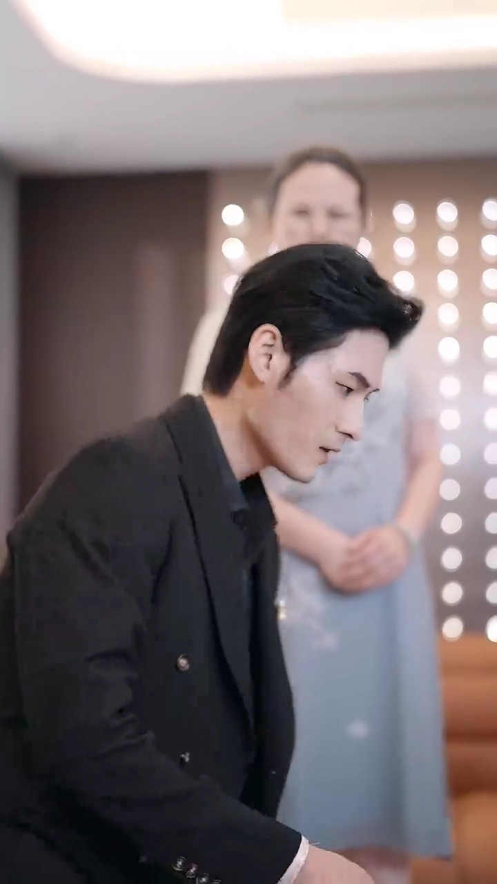 The Bride He ForgotPhoto