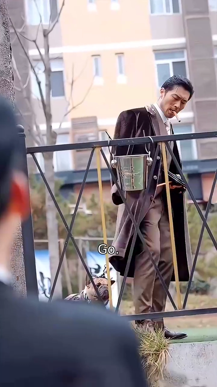 The Hunt For The Lucky KissPhoto