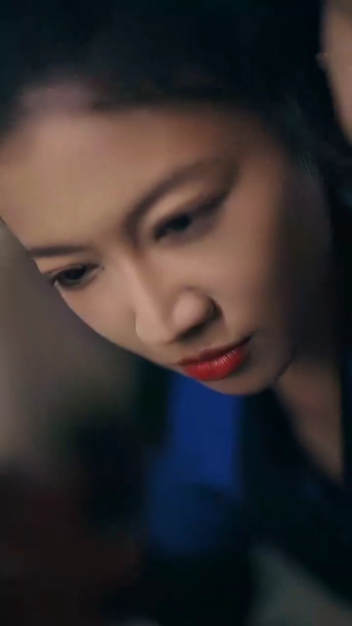 Fake Heiress, Real VengeancePhoto