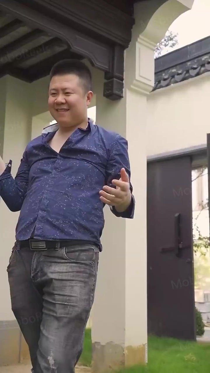 The Doctor with Gift of SightPhoto