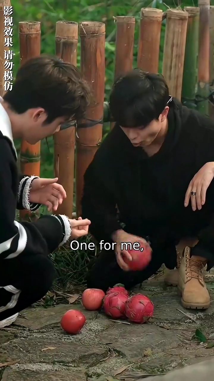 The Combat Girl Goes To SchoolPhoto