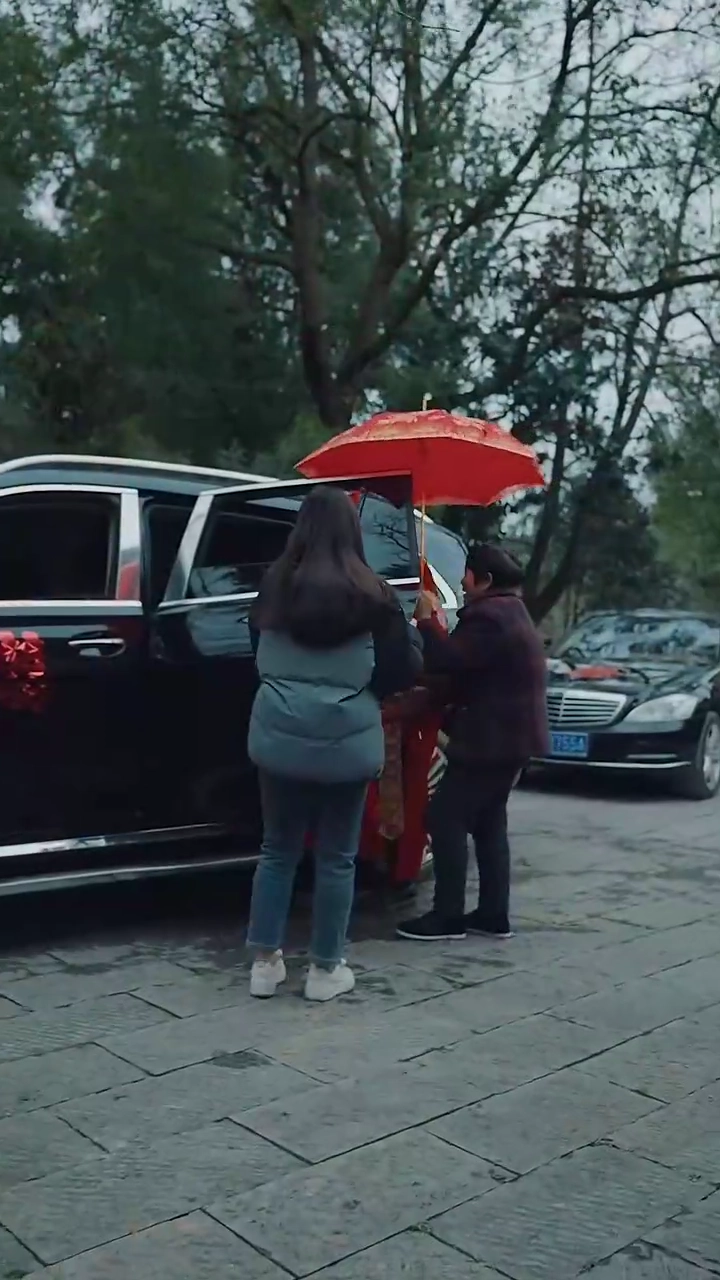 The Rise Of The Humble HeirPhoto