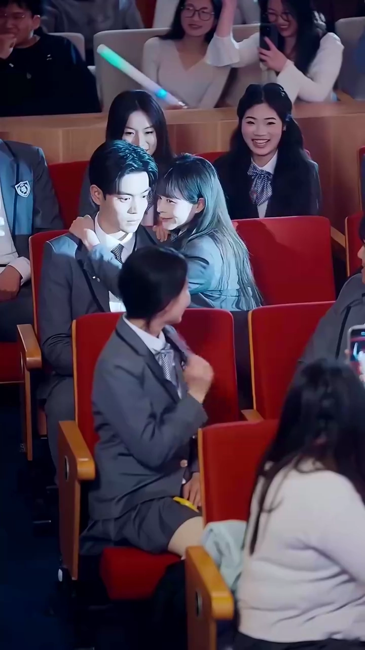 เมื่อเพลงรักจบลงรูปภาพ