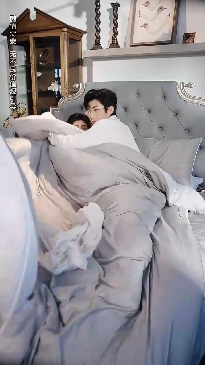 ความรักและอาชีพต้องมาพร้อมกันรูปภาพ