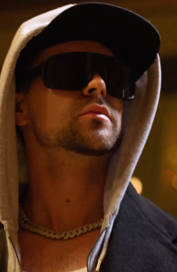 Maid to Love Him cast