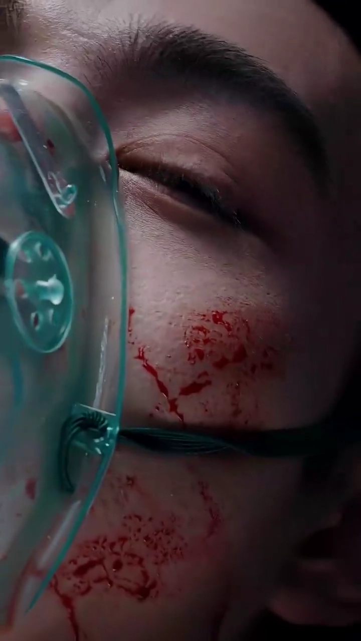 Весенный ветер не помнит прошлую лунуфото