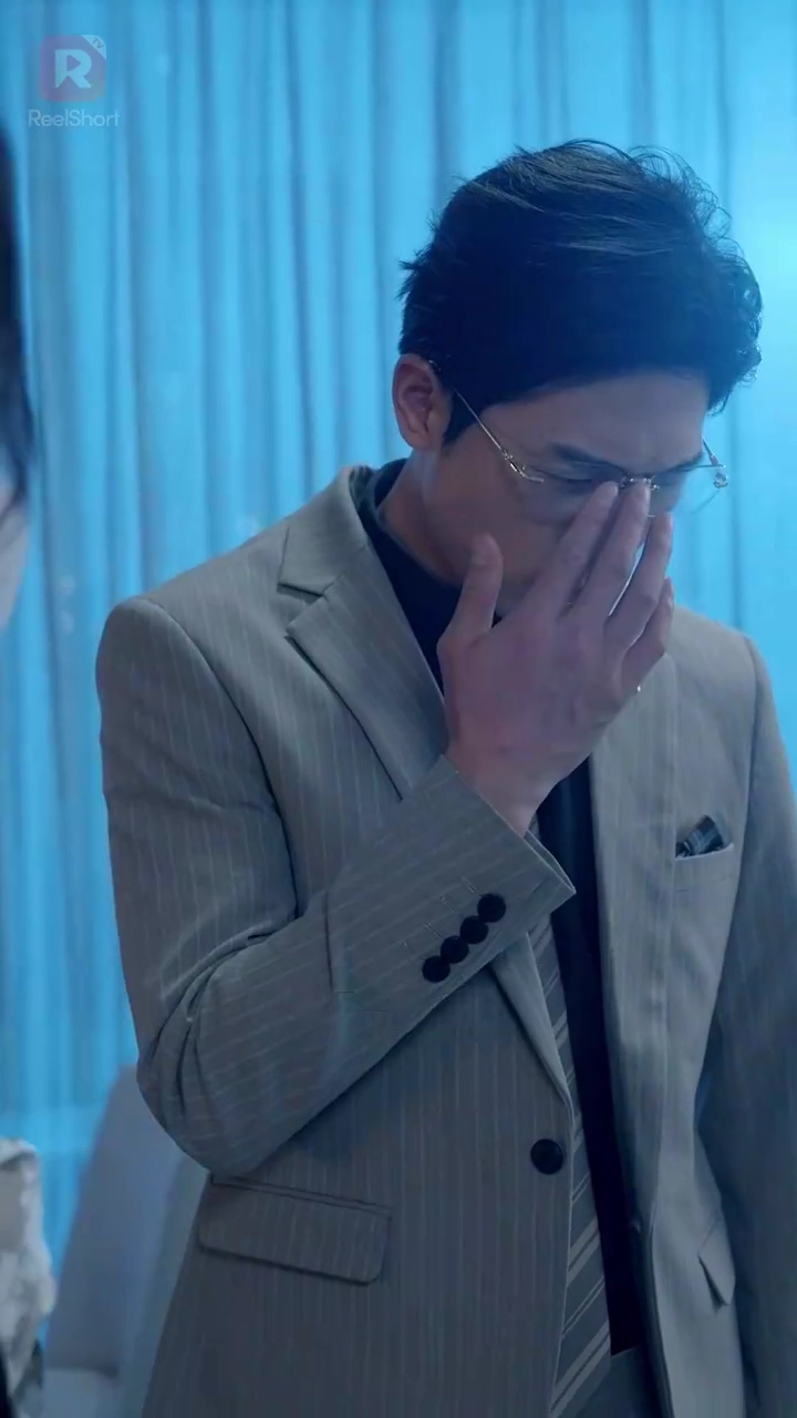 Wの復讐姉妹の再会写真