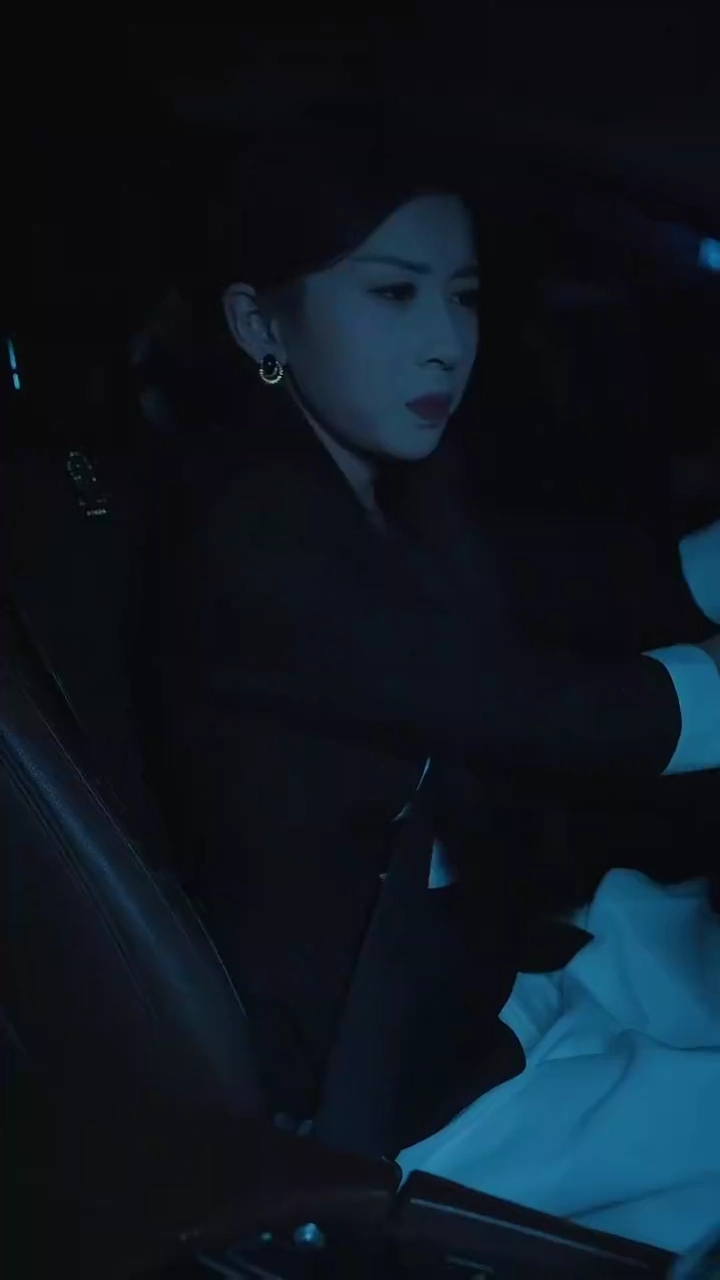 [吹替版] 曦陽の光と迷い写真