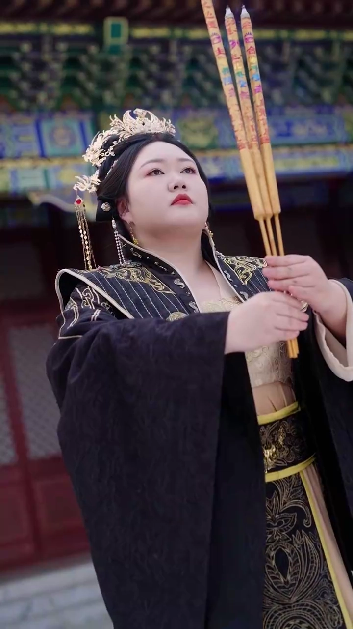 皇后さまの逆襲写真