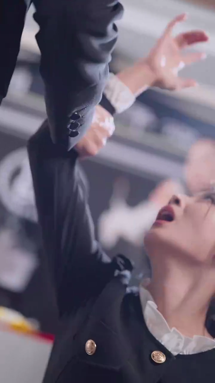 愛と真実のからみ合い写真