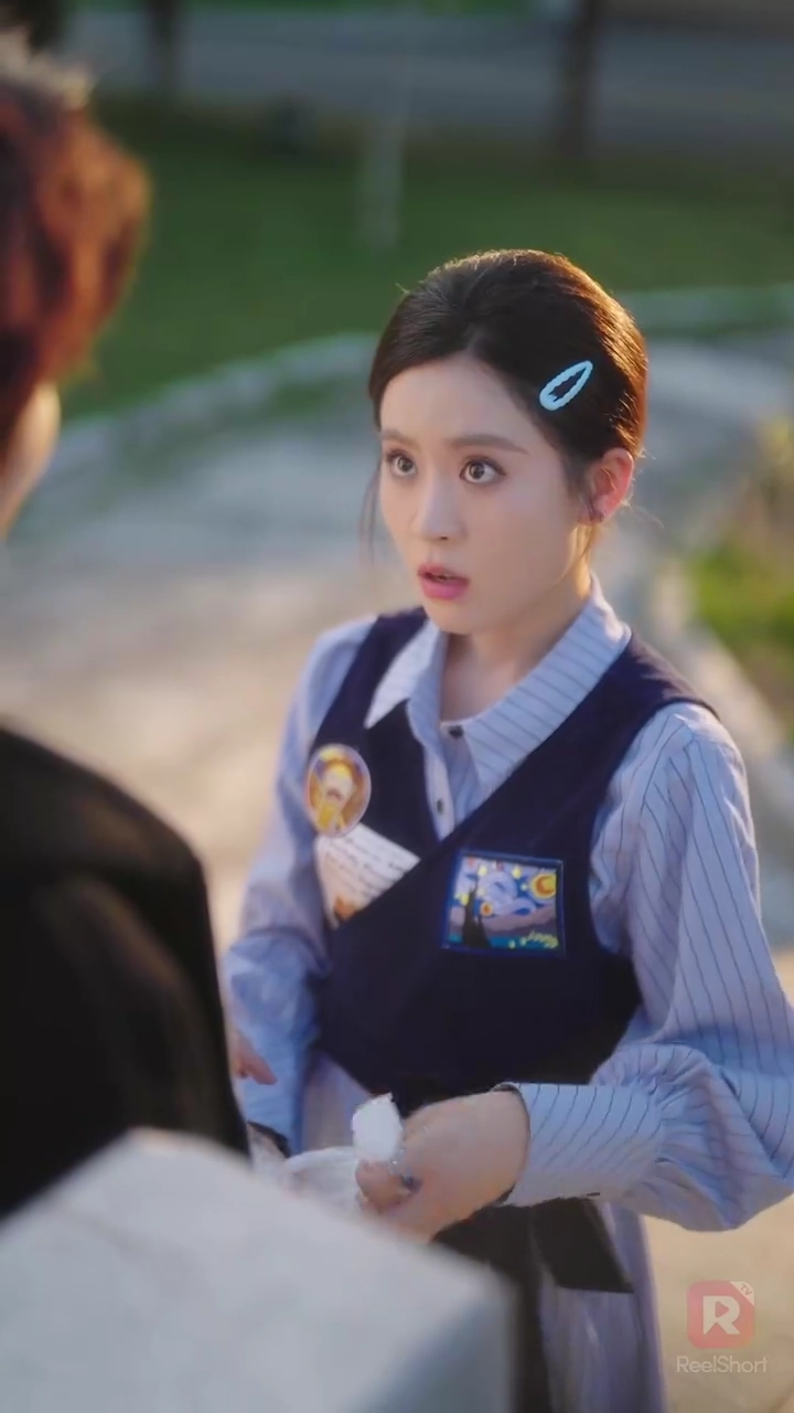 狂愛の暴君： 奪われた少女と嘘の許嫁写真