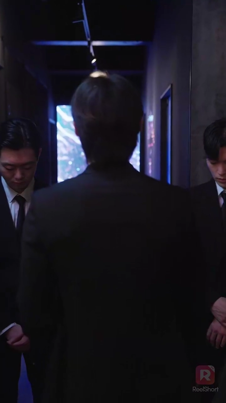 極道御曹司の契約カレシ写真