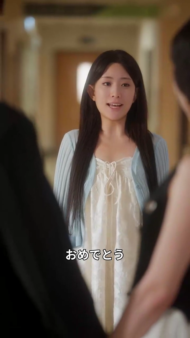 彼女の最期の日、彼の結婚式写真