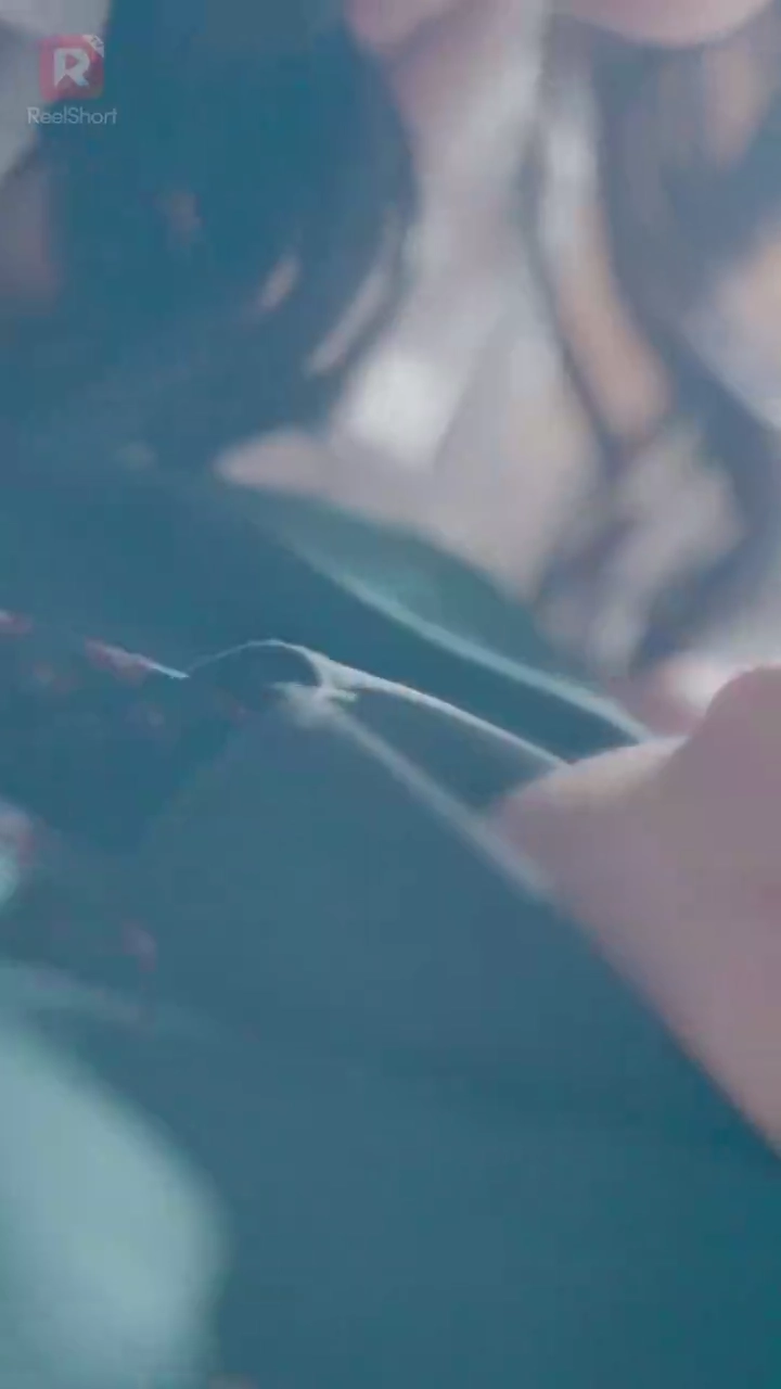 運命の人は婚約者の叔父さん写真