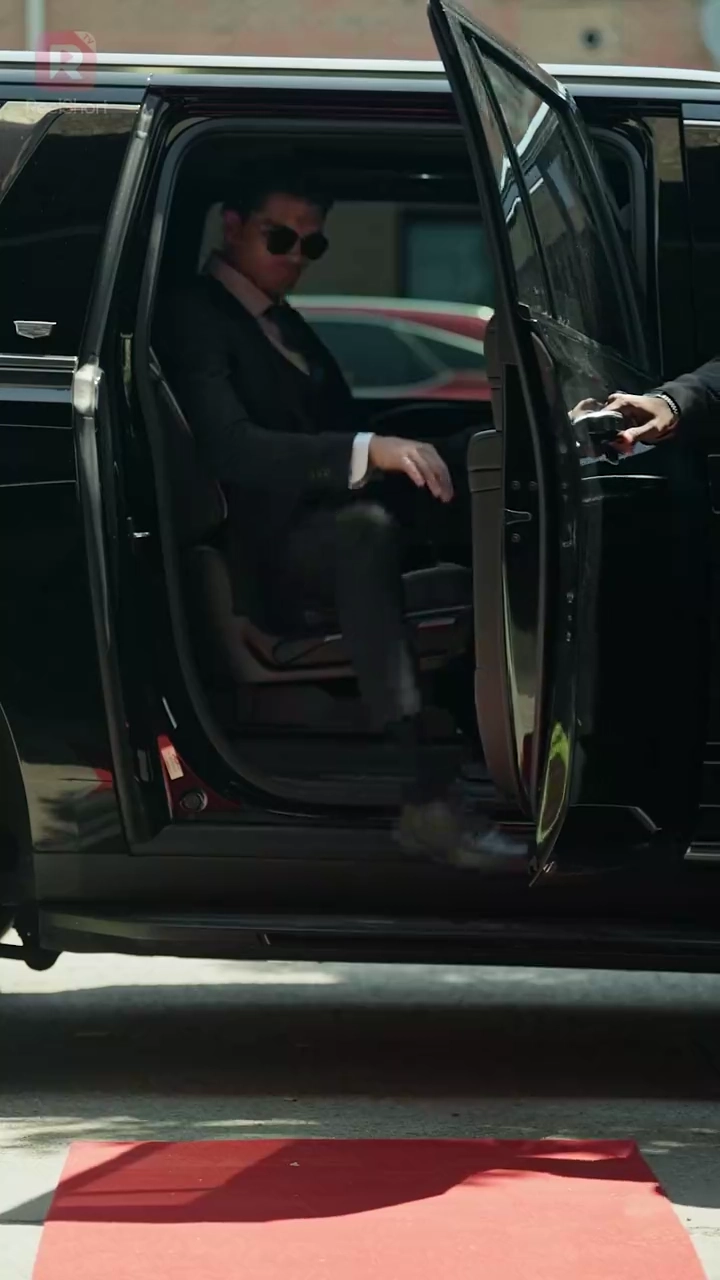 Enceinte de Triplés, Je Deviens Sa FemmePhoto