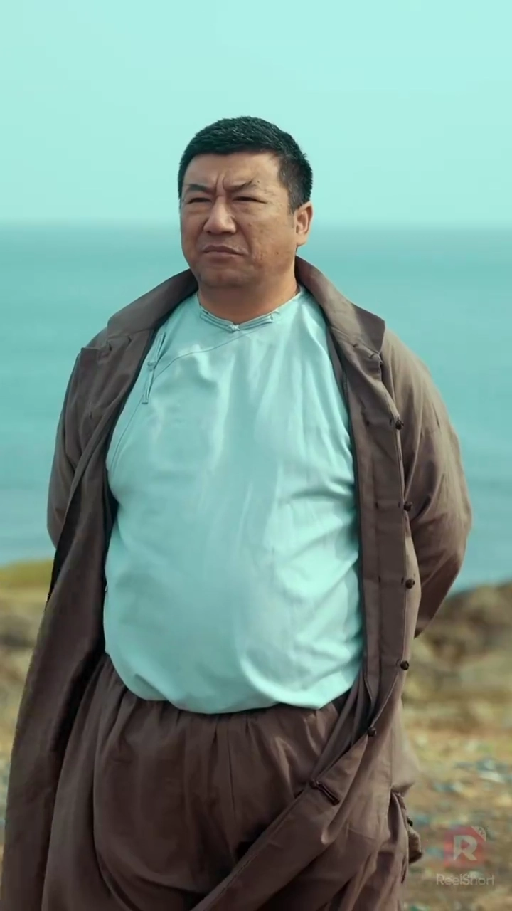 Derrière l'Uniforme : L'Homme InvinciblePhoto