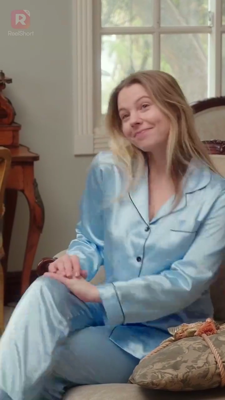 [Doublé] Véritable héritière contre fausse reine des abeillesPhoto