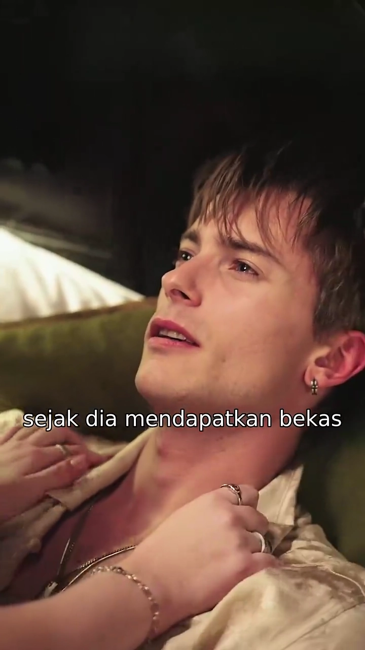 Penari Telanjang Pria Seksikufoto