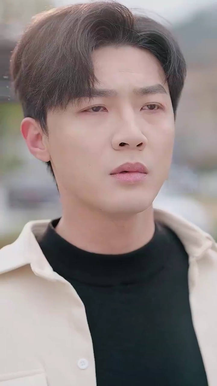 ยอมไม่รักเธอดีกว่ารูปภาพ