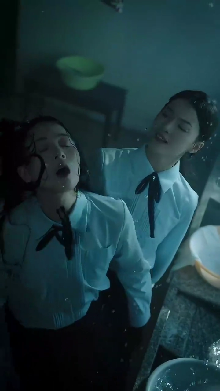 救い出して、光の中へ写真