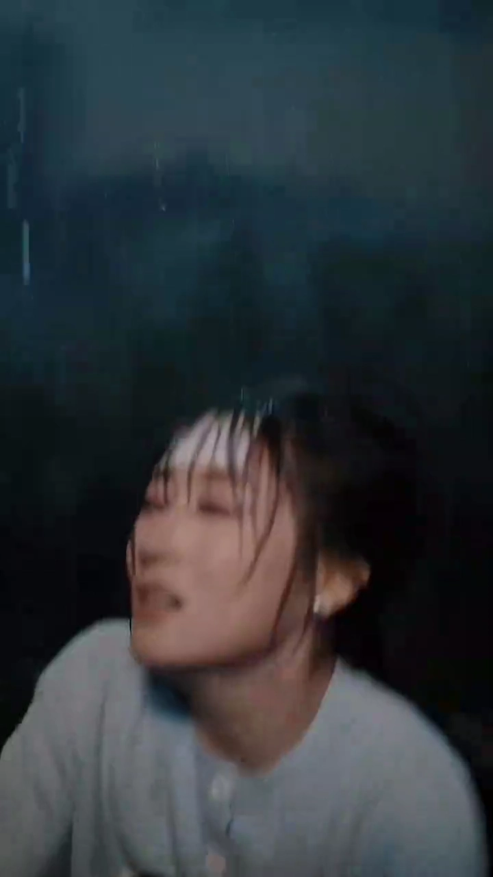 猫ちゃんは死んだママ？写真