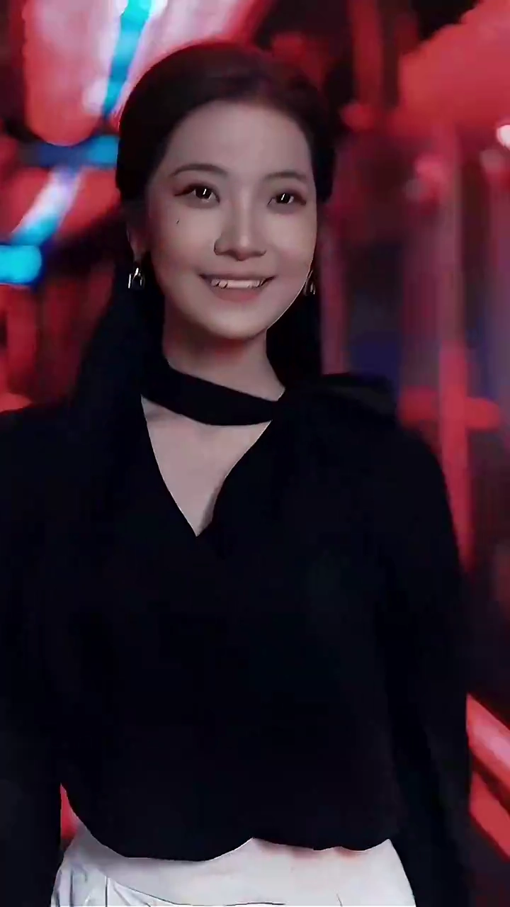 夜明けを待つ薔薇写真