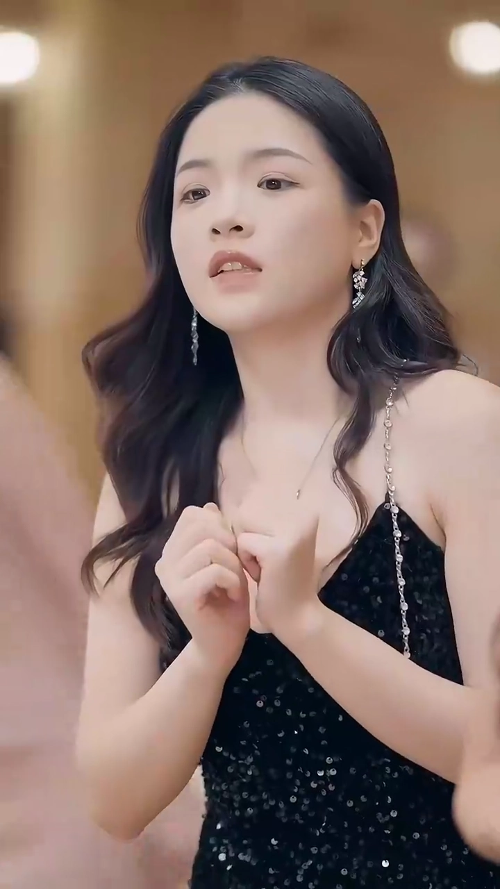 22歳のひいおばあちゃん、ダメ孫を躾る！写真