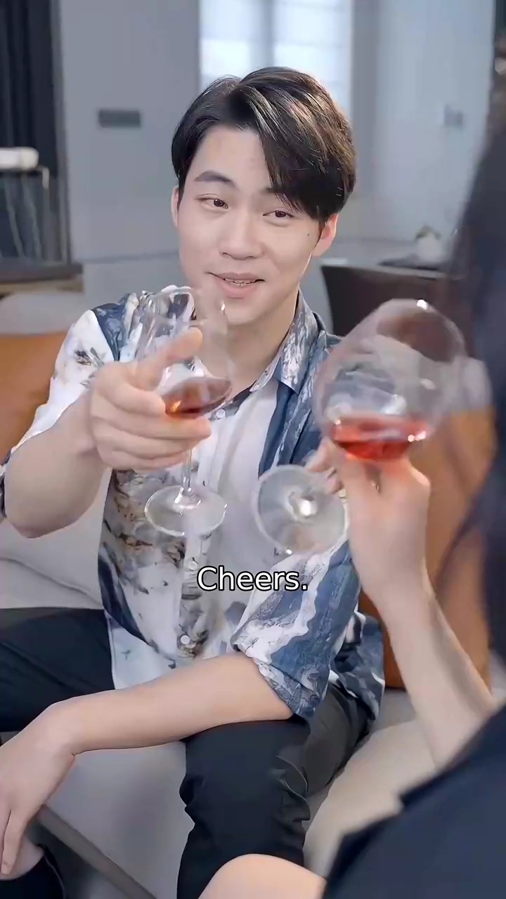 Comeback of the Masked Dancing QueenPhoto