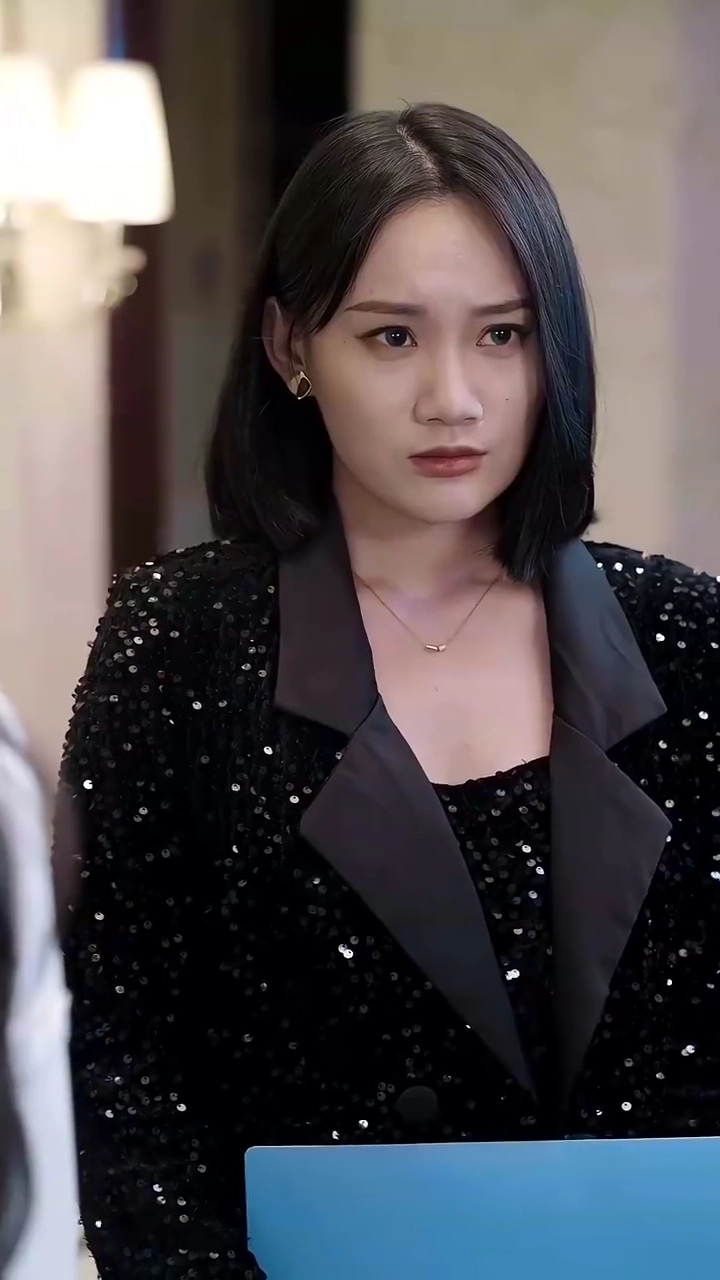 The Guardian's Heart: Through The ShadowsPhoto