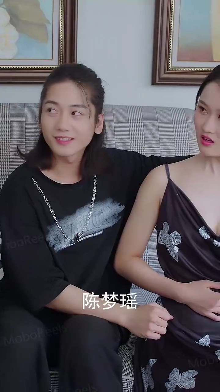 My Girlfriend Is a Hot StreamerPhoto