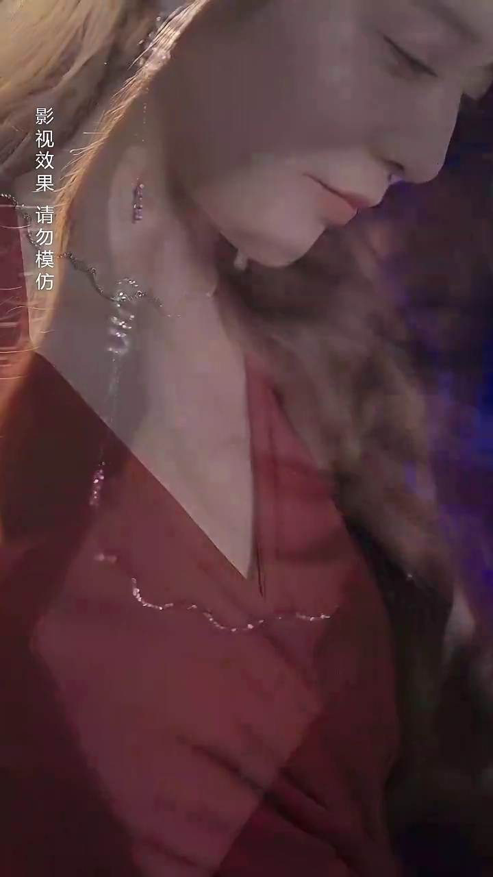 Hiding Mr. RichPhoto