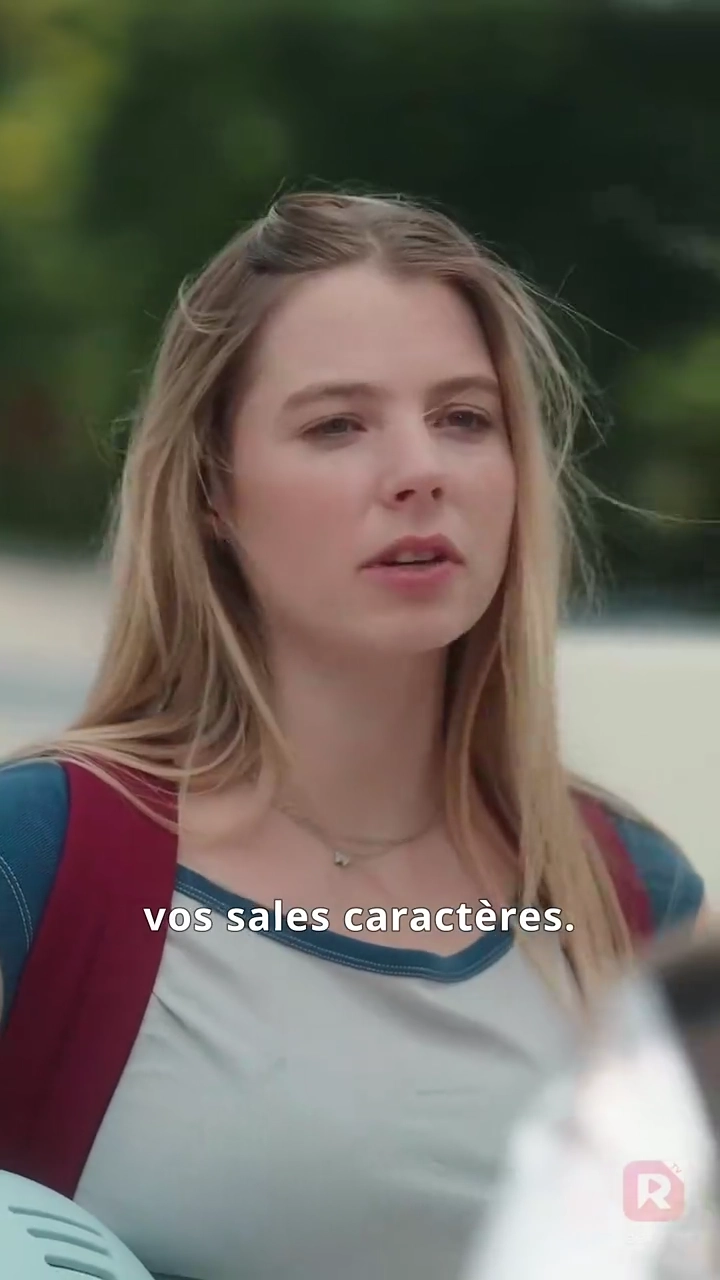 [Doublé] Véritable héritière contre fausse reine des abeillesPhoto