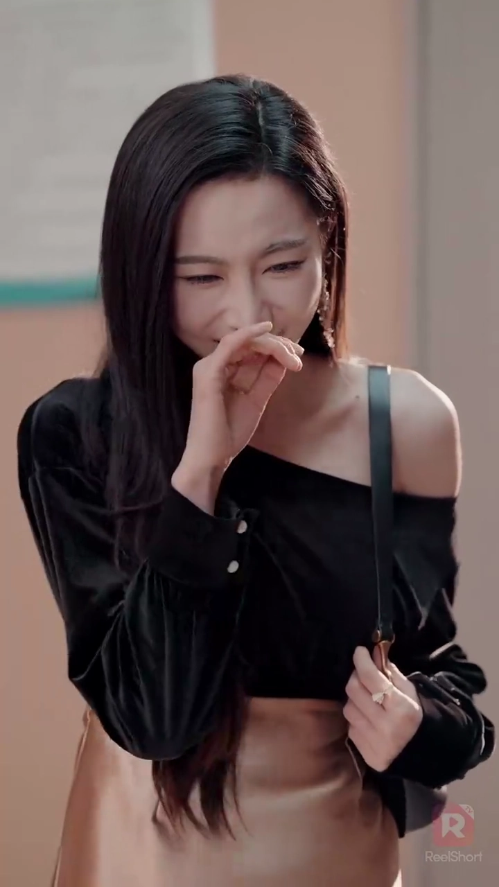 De Gros à Glorieux : Renaître pour Détruire Mon Ex !Photo