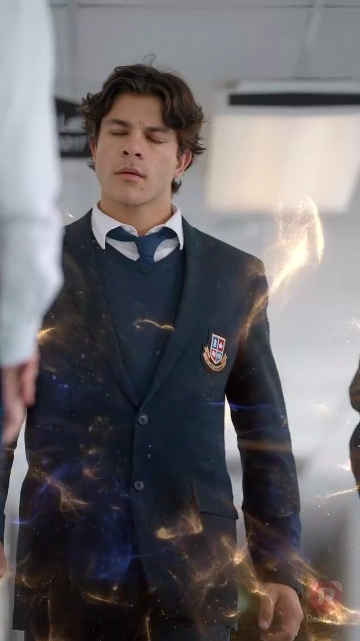 รอยรักมนตราอสูรรูปภาพ